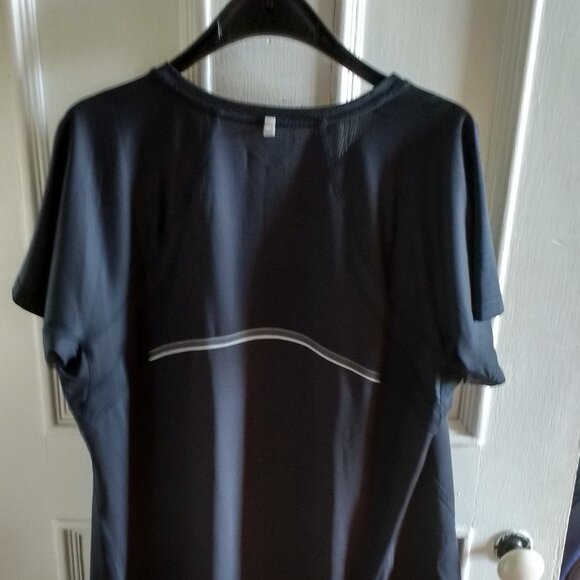 Men's Kirland Signature XXL Wicking Athletic T-Shirt (22.75" ptp) - Picture 2 of 7